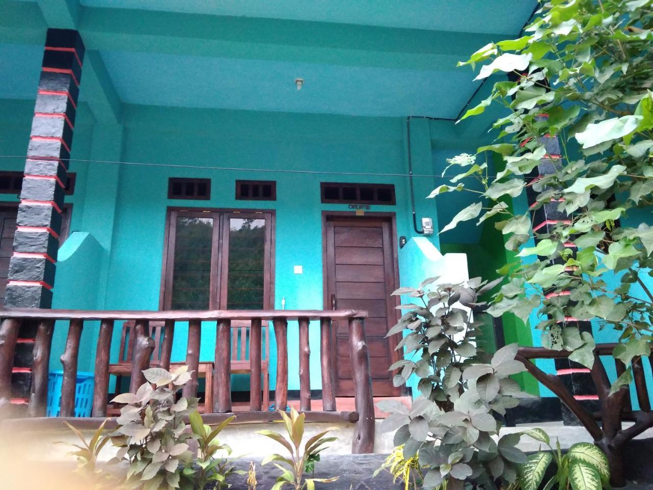 Breeze Hostel Kuta  Exterior foto